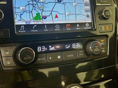 Used 2016 Nissan Maxima 3.5 S image 17