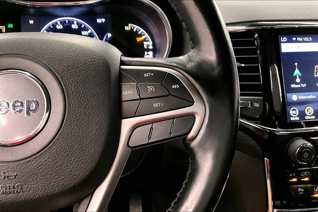 Used 2020 Jeep Grand Cherokee Altitude AWD/4WD image 28