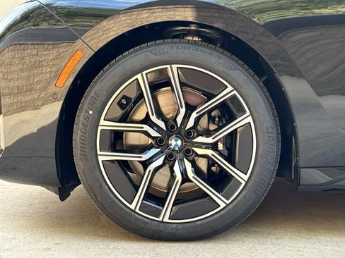 Used 2026 BMW 740i xDrive w/ Premium Package AWD/4WD image 6