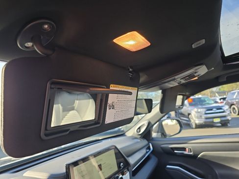 New 2026 Toyota Highlander XSE image 15