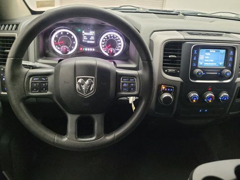 Used 2015 RAM 1500 Express RWD image 22