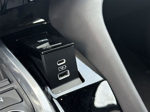 Used 2023 Acura MDX SH-AWD w/ Technology Package image 21