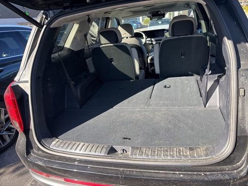 Used 2023 Hyundai Palisade Calligraphy image 8