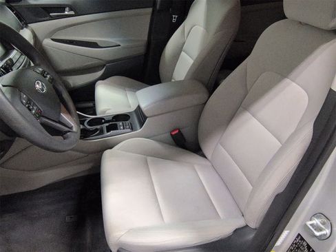 Used 2018 Hyundai Tucson SEL image 17