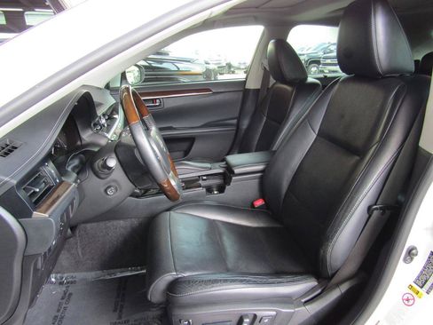 Used 2013 Lexus ES 350 FWD image 9