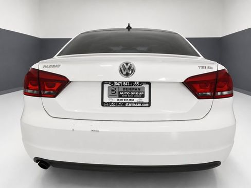Used 2015 Volkswagen Passat 1.8T Sport FWD image 9