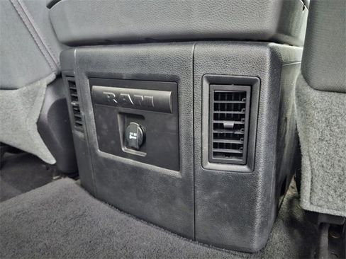 Used 2016 RAM 1500 Big Horn image 16