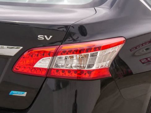 Used 2014 Nissan Sentra SV FWD image 10