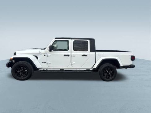 Used 2022 Jeep Gladiator Sport image 37