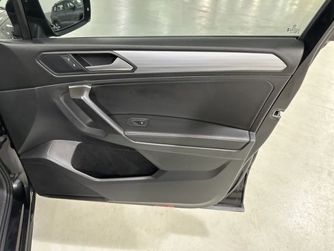 Certified 2023 Volkswagen Tiguan S image 38