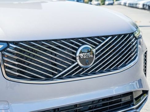 New 2027 Volvo XC90 B6 Plus AWD/4WD image 12