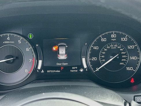 Used 2022 Acura RDX w/ Technology Package FWD image 12
