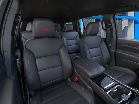 New 2026 Chevrolet Traverse Z71 w/ Enhanced Driving Package image 16