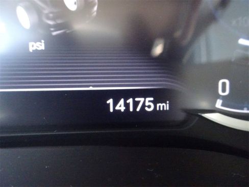 Used 2024 Genesis GV80 3.5T w/ Advanced Package image 19