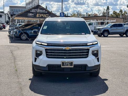 New 2026 Chevrolet Traverse LT w/ Enhanced Driving Package image 6