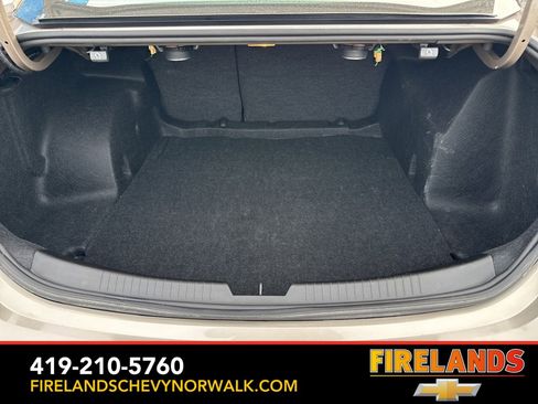 Certified 2023 Chevrolet Malibu LT w/ Driver Confidence Package image 32