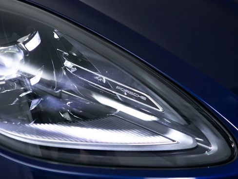 New 2026 Porsche Macan AWD/4WD image 16