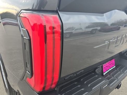 New 2026 Toyota Tundra SR image 32