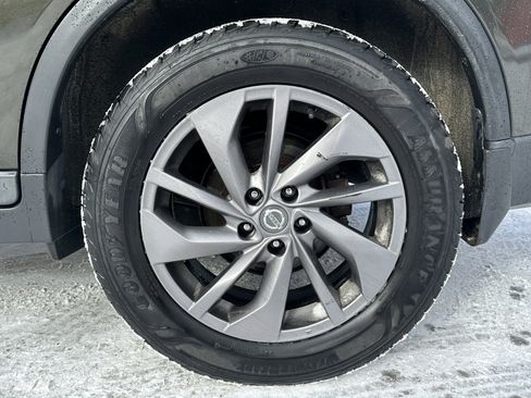 Used 2016 Nissan Rogue SL w/ SL Premium Package image 11