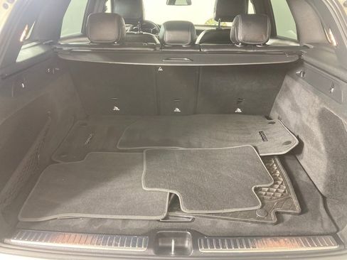 Used 2017 Mercedes-Benz GLC 300 4MATIC image 23