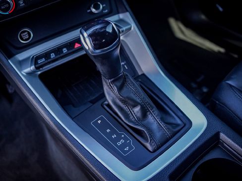 Certified 2025 Audi Q3 2.0T Premium Plus w/ Premium Plus Package image 15