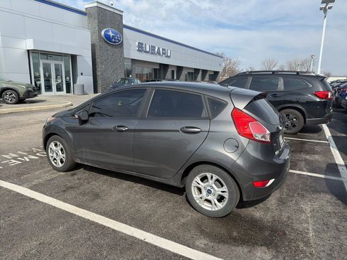 Used 2016 Ford Fiesta SE image 4