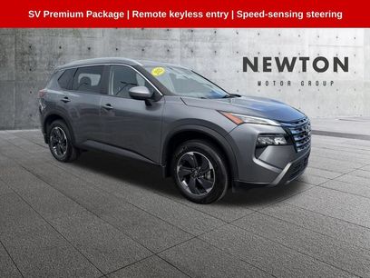 Used 2025 Nissan Rogue SV w/ SV Premium Package
