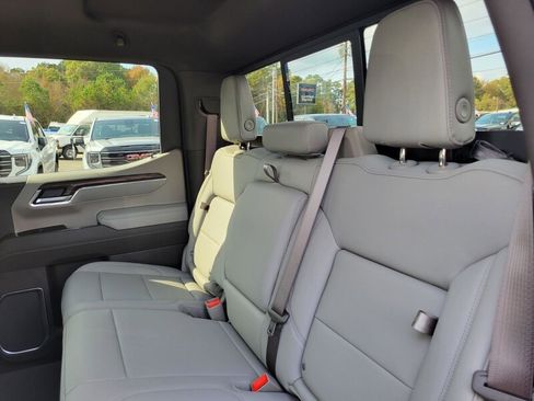 New 2026 GMC Sierra 1500 SLT image 25