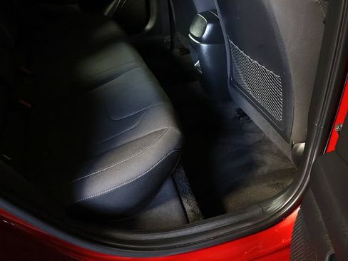Used 2025 Hyundai Elantra SEL FWD image 30