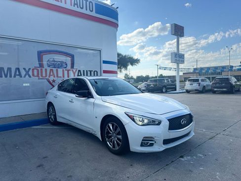 Used 2017 INFINITI Q50 3.0t Premium w/ 3.0T Premium Plus Package RWD image 16