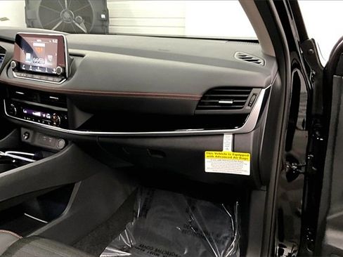 New 2026 Nissan Rogue SV image 30