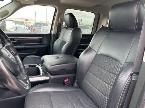 Used 2018 RAM 2500 Big Horn w/ Sport Appearance Group image 4