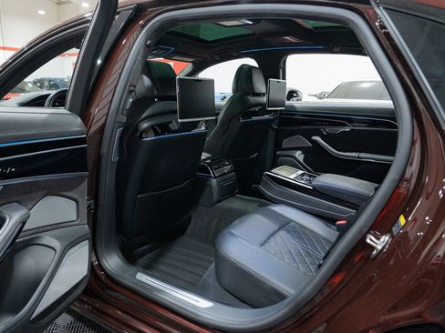 Used 2020 Audi S8 L AWD/4WD image 28