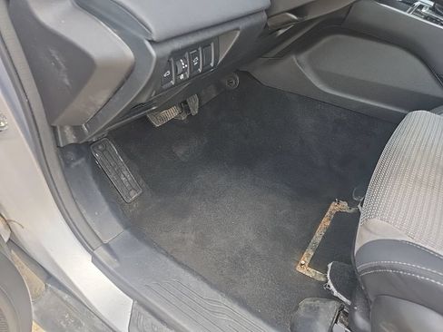 Used 2023 Subaru Outback Premium AWD/4WD image 38