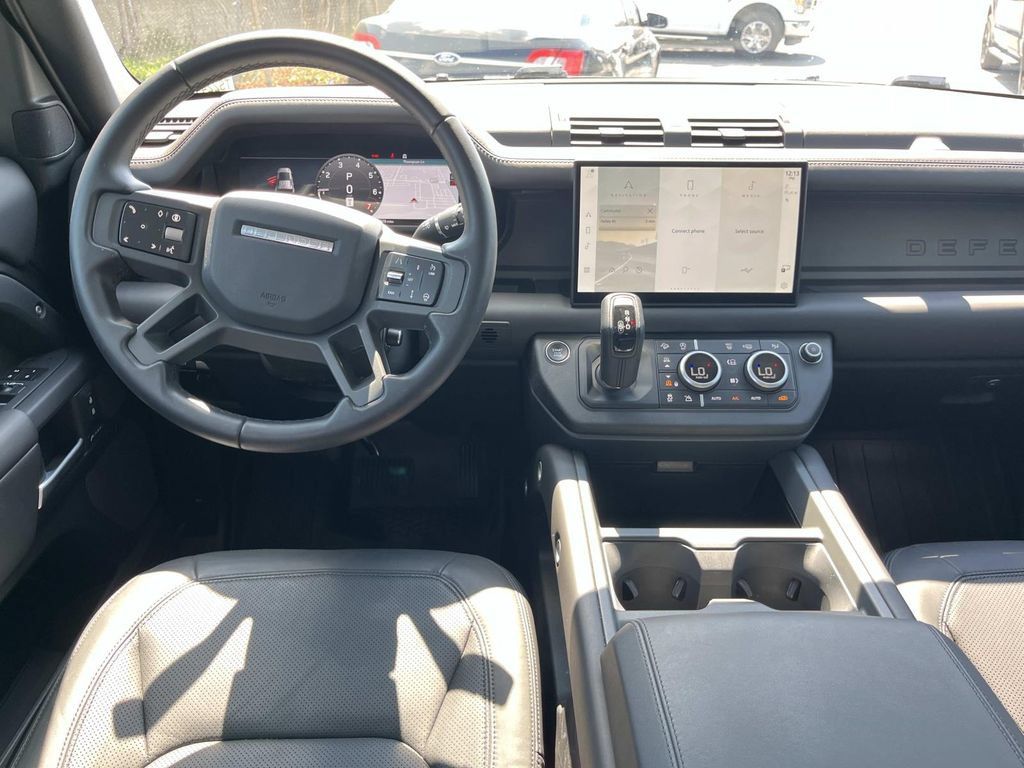 Used 2025 Land Rover Defender 110 S AWD/4WD image 16