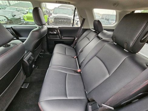 Used 2023 Toyota 4Runner TRD Off-Road Premium w/ Moonroof Package AWD/4WD image 17