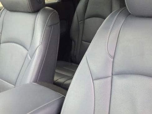 Used 2024 Buick Enclave Premium AWD/4WD image 22