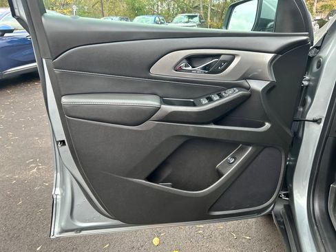 Certified 2023 Chevrolet Traverse LT image 22