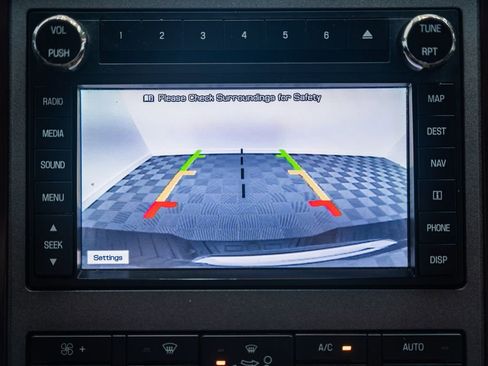 Used 2011 Ford F250 Lariat w/ Chrome Pkg image 45