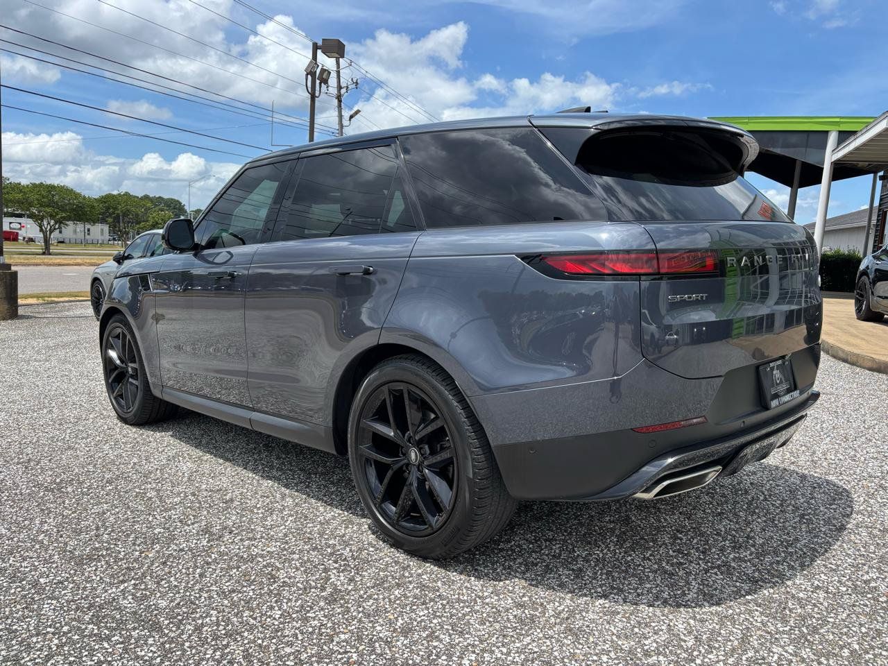 Used 2023 Land Rover Range Rover Sport SE AWD/4WD image 40