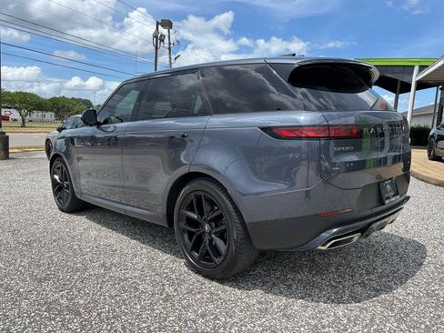Used 2023 Land Rover Range Rover Sport SE AWD/4WD image 40