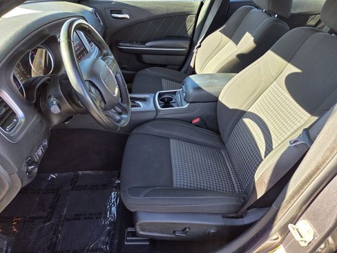 Used 2023 Dodge Charger SXT image 10