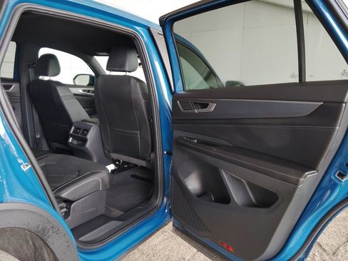 Used 2026 Volkswagen Atlas Cross Sport SE AWD/4WD image 13