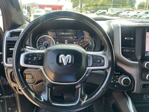 Used 2022 RAM 1500 Big Horn AWD/4WD image 18