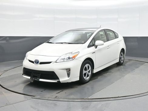 Used 2012 Toyota Prius Three w/ Solar Roof Pkg image 3