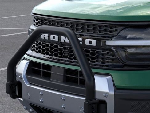 New 2025 Ford Bronco Sport Outer Banks w/ Sasquatch Outer Banks Package AWD/4WD image 17