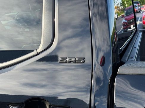 Certified 2025 Toyota Tacoma SR5 AWD/4WD image 8