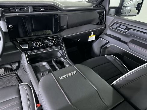 New 2026 GMC Sierra 2500 AT4X AWD/4WD image 37