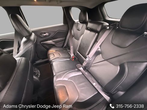 Used 2022 Jeep Cherokee Latitude Lux w/ Sun & Sound Group image 23