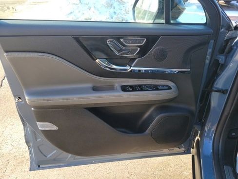 Certified 2024 Lincoln Corsair AWD w/ Equipment Group 101A image 17